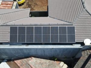 HiCELL Rumah Tinggal bu Nurvita Semarang (ONGRID 4400 WP)